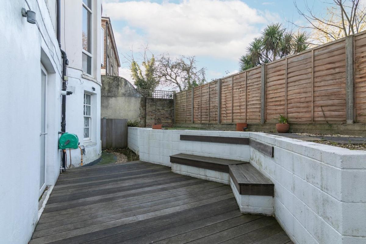 Near Highbury Islington Station With Private Garden Appartement Londres